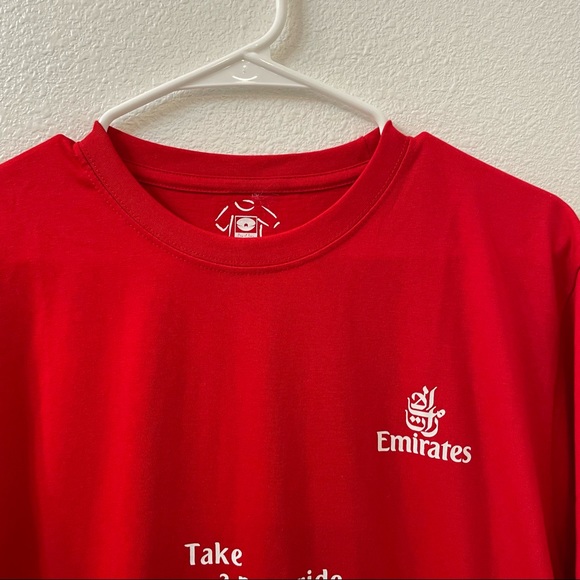 Fly emirates airline shirt red limited edition Orlando medium - Picture 3 of 6
